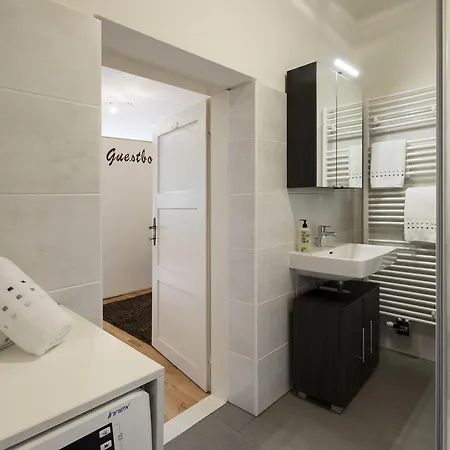 Next2mozart-apartment Solnohrad