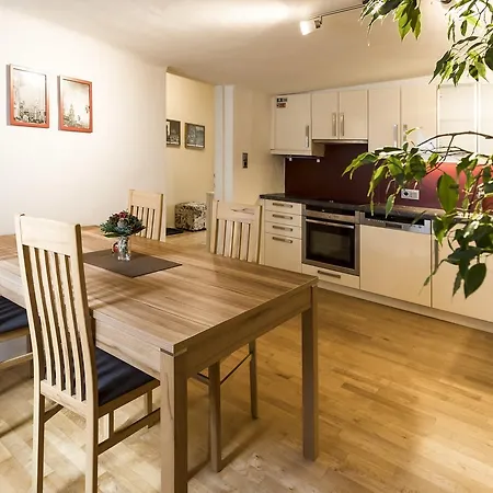 Next2mozart-apartment * Solnohrad
